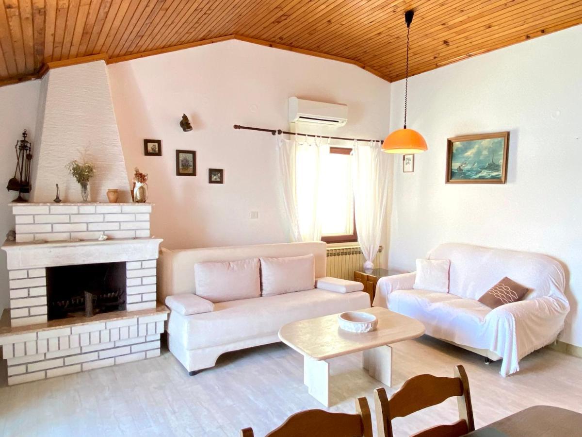 Guesthouse Gradina Lovište Esterno foto